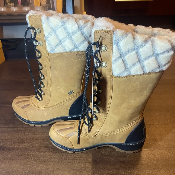 white firetrap boots